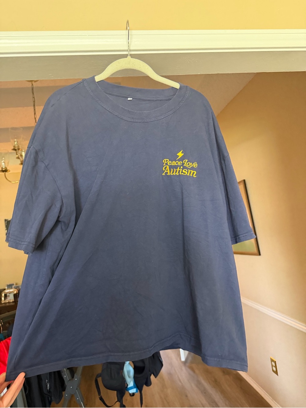 Peace love autism navy tshirt size XL the power of yet EUC